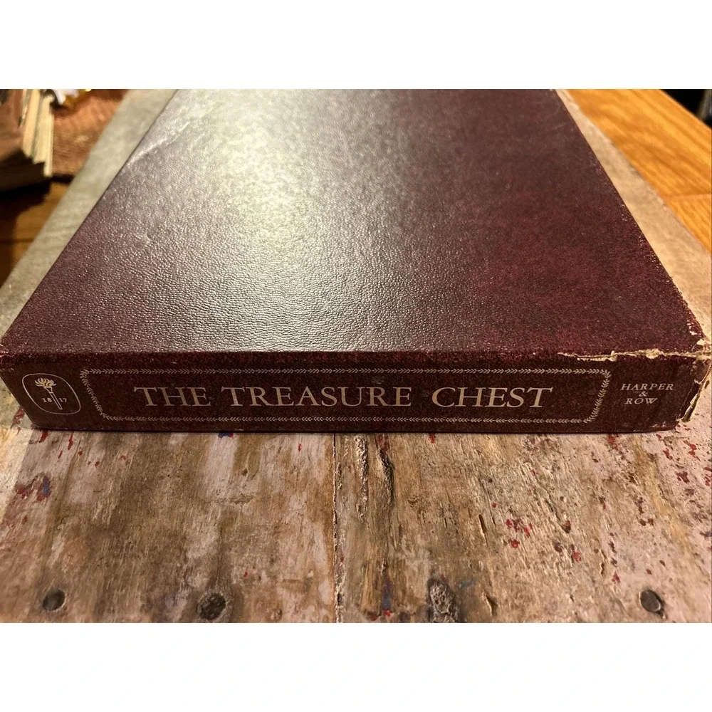 Charles L. Wallis The Treasure Chest Book Inspirational 1965 Hardcover& Box 3/25